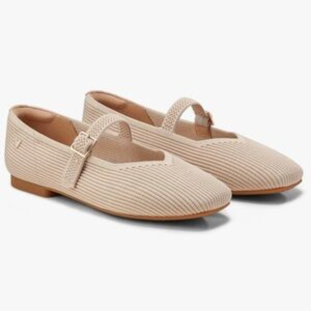 Vivaia Beige Textured Loafers